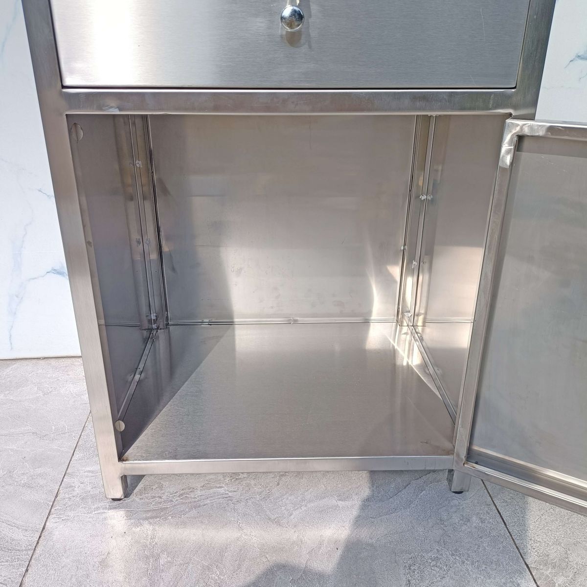 tab-tu-ca-nhan-inox