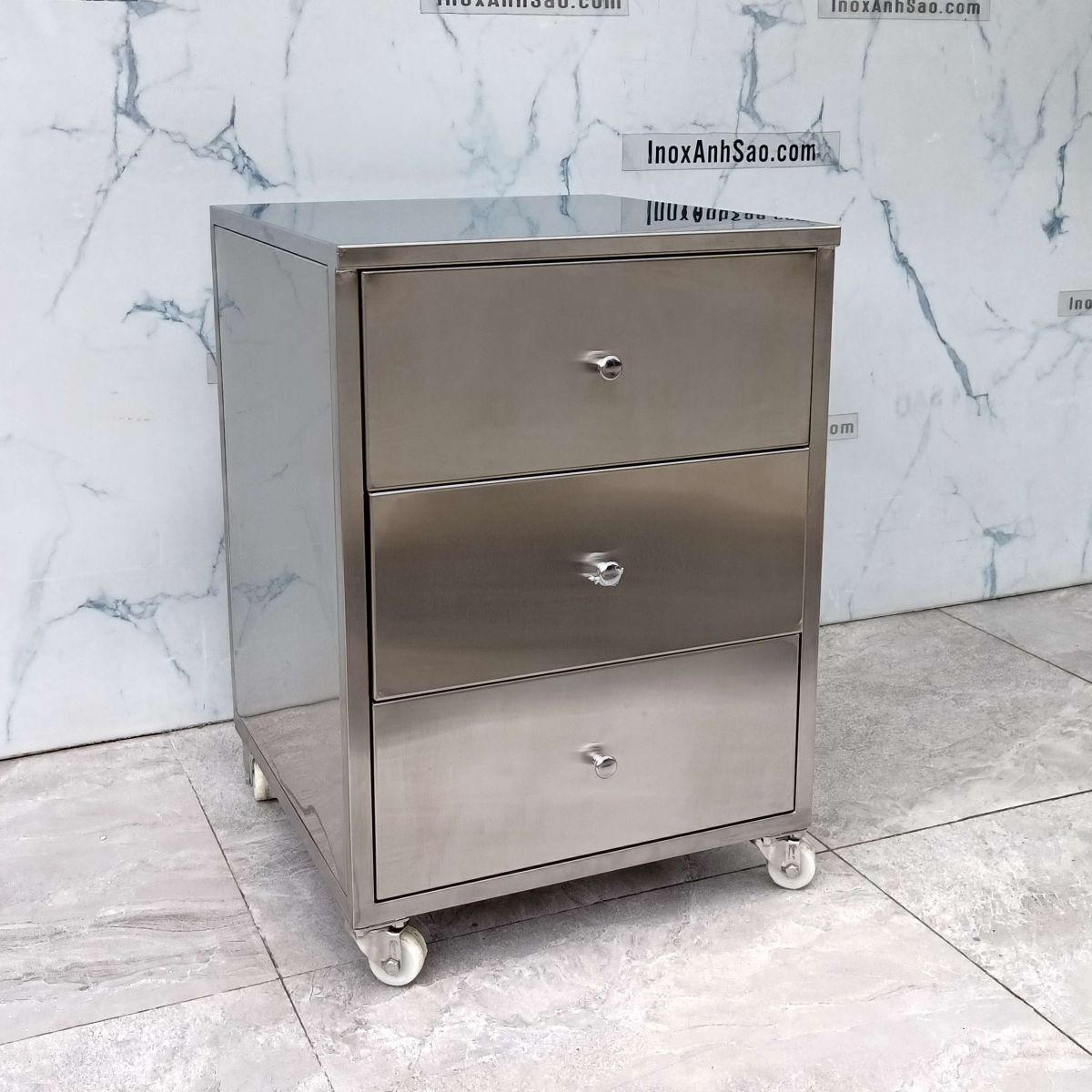 tu-inox-3-hoc