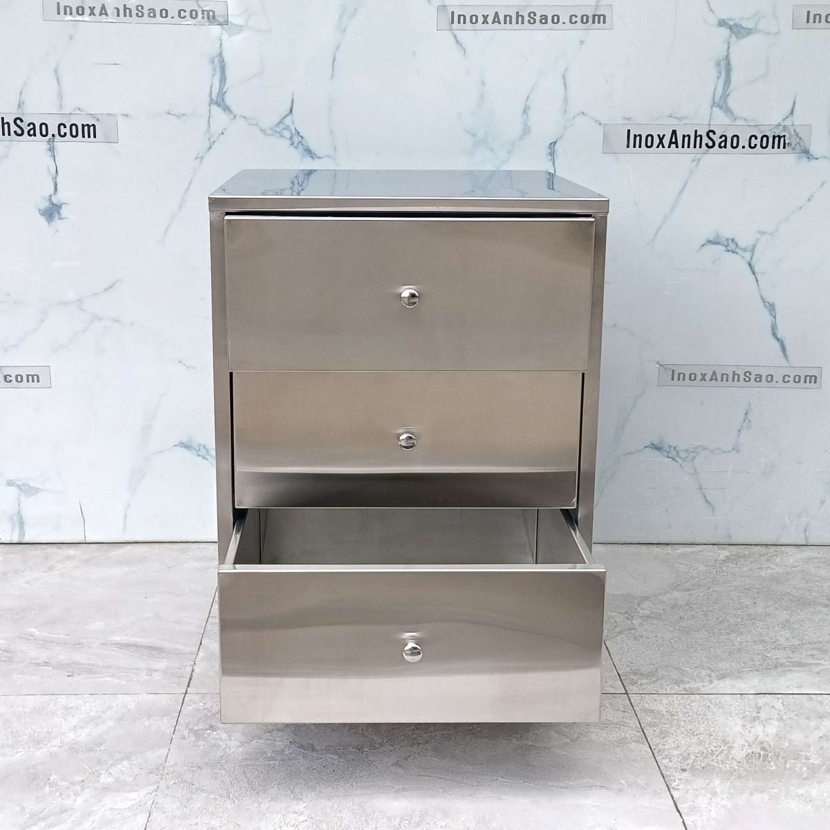 tu-inox-3-hoc