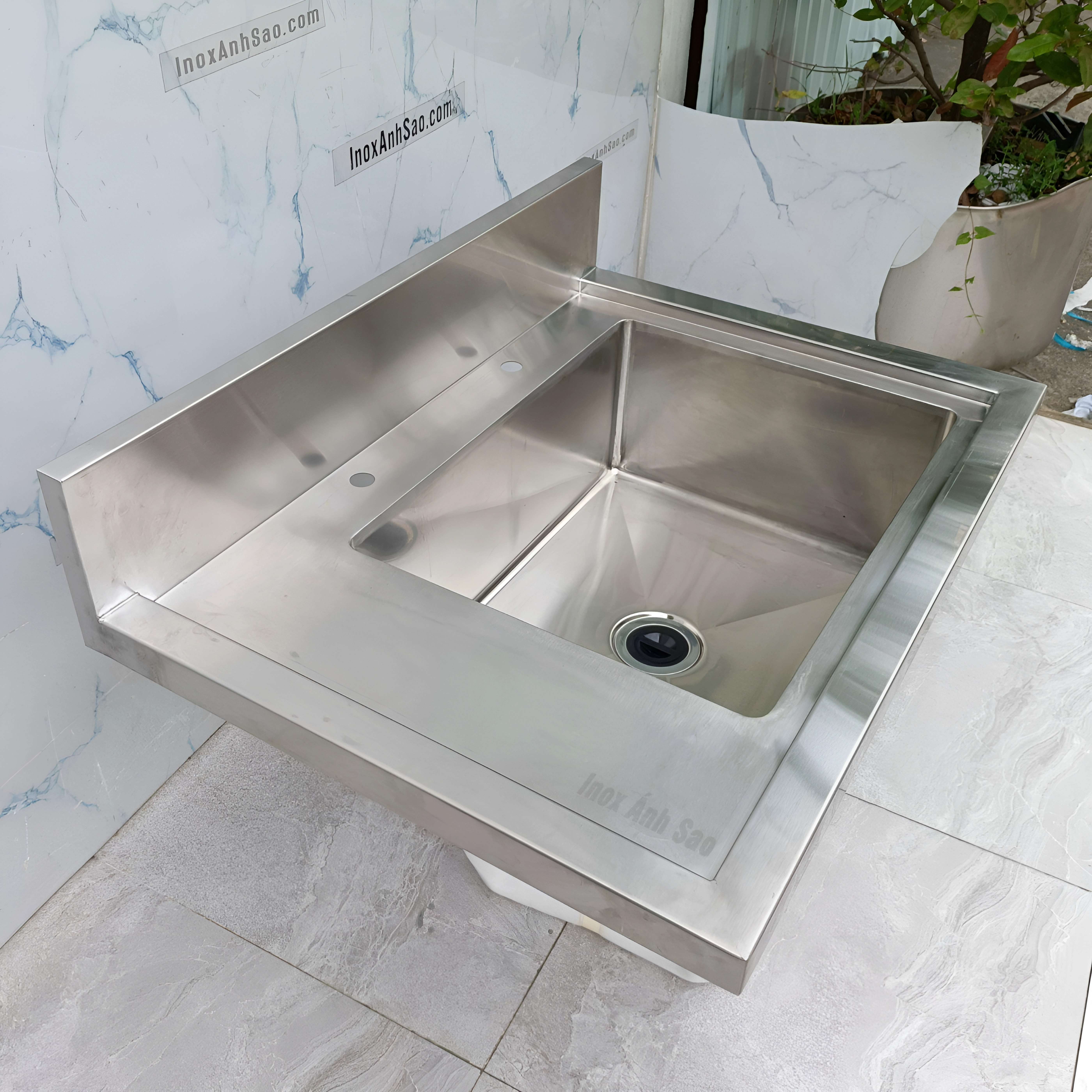 bon-rua-am-ban-inox-304-c14