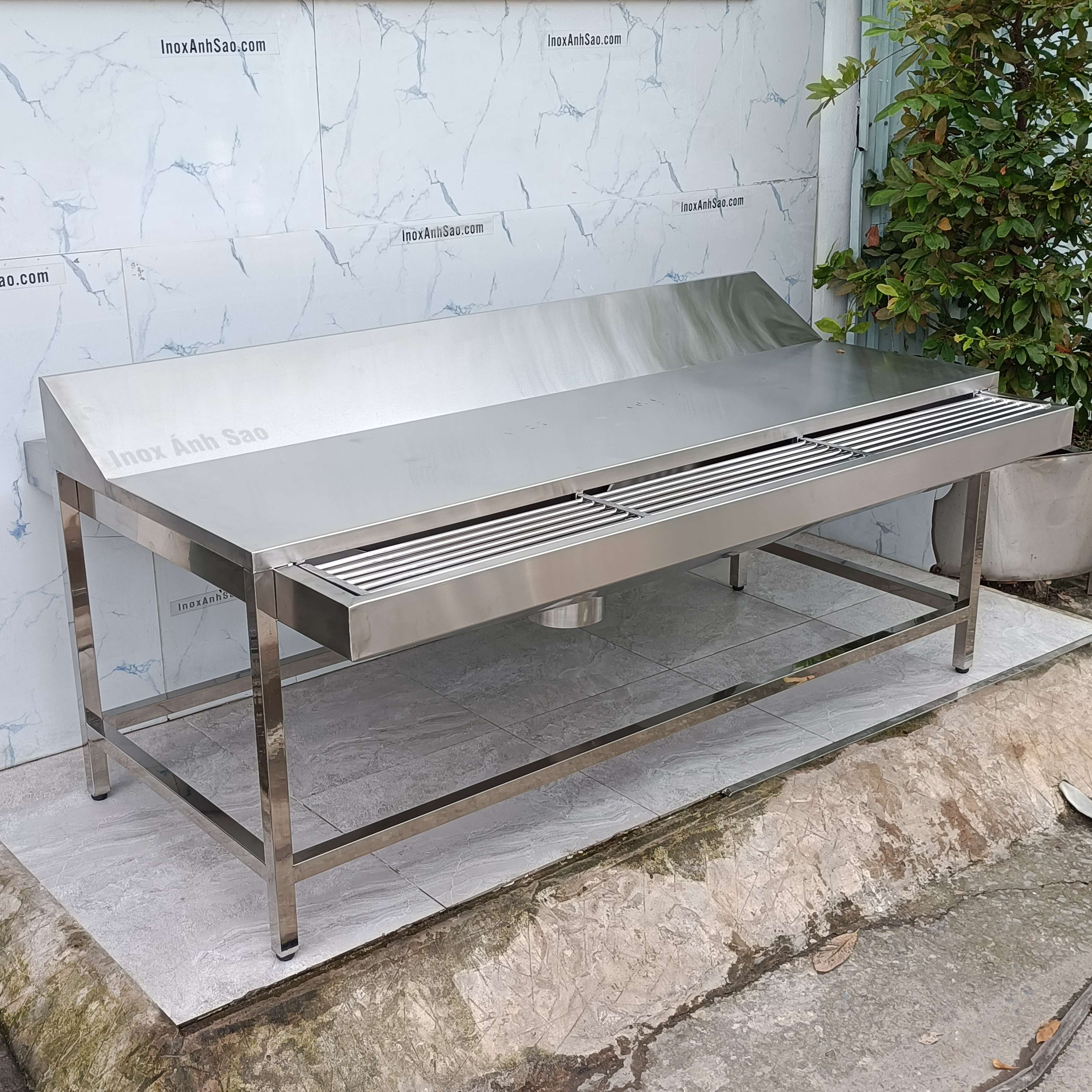 ban-ve-sinh-sau-rieng-inox-304-n45
