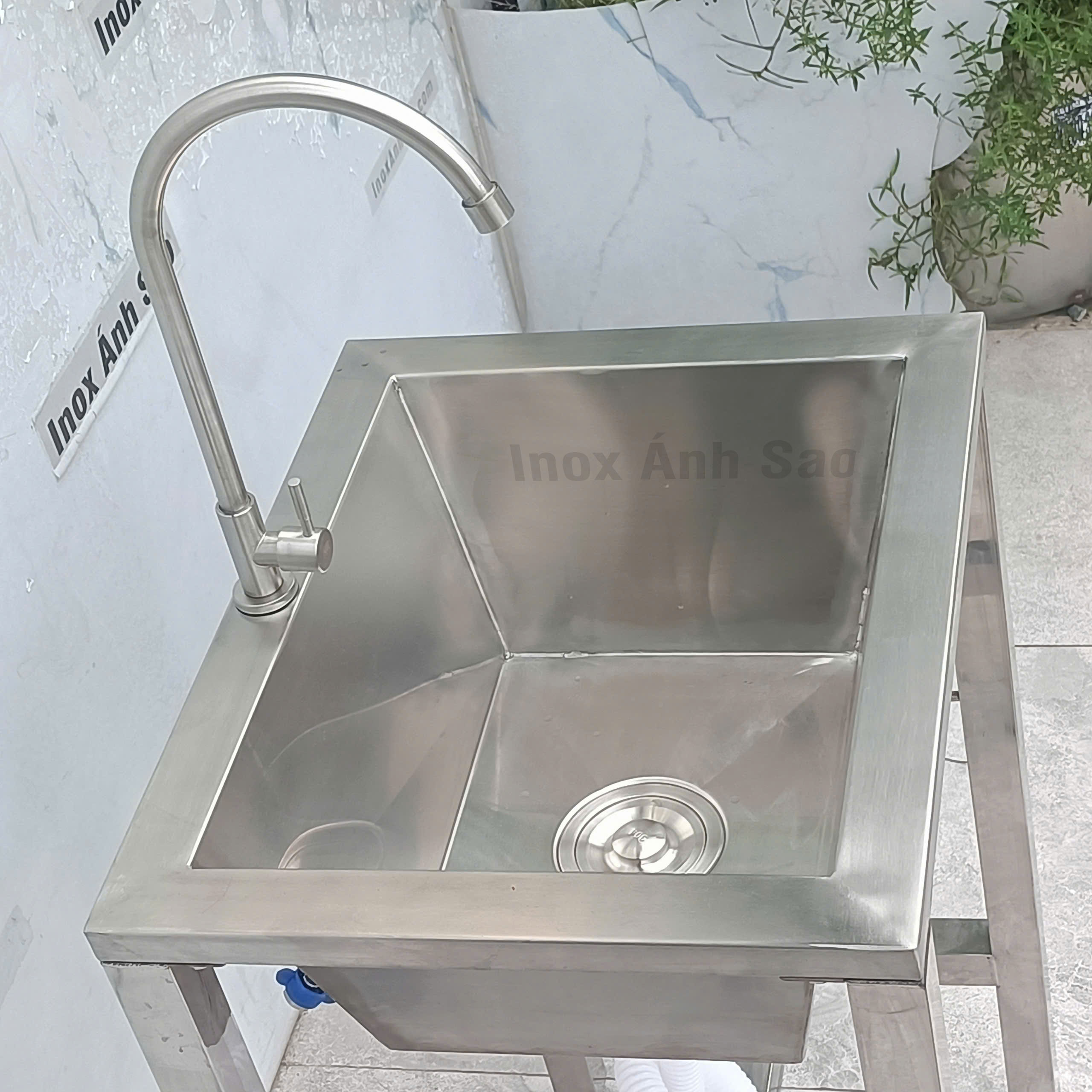 Hình ảnh alt empty