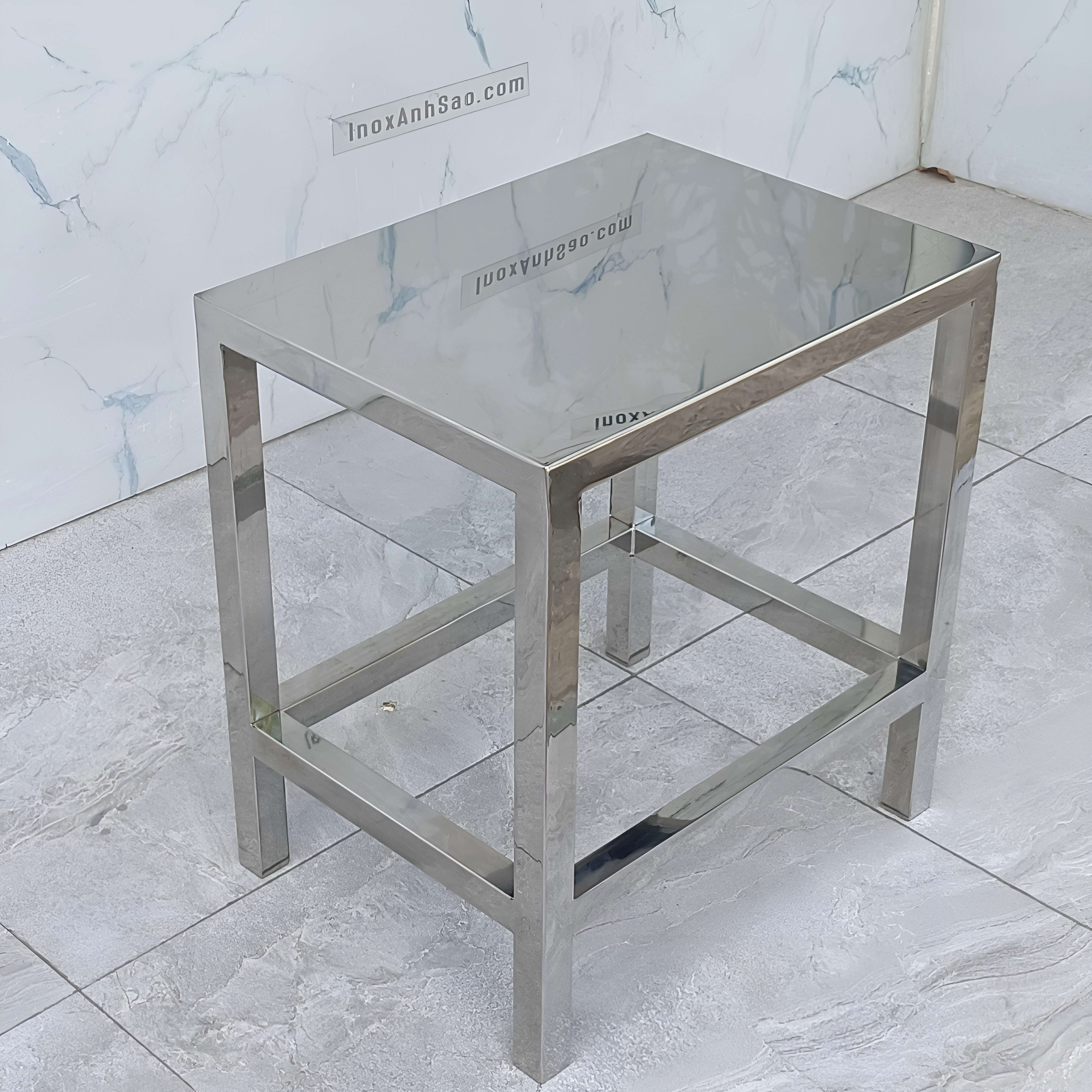 ban-inox-nho-061223s