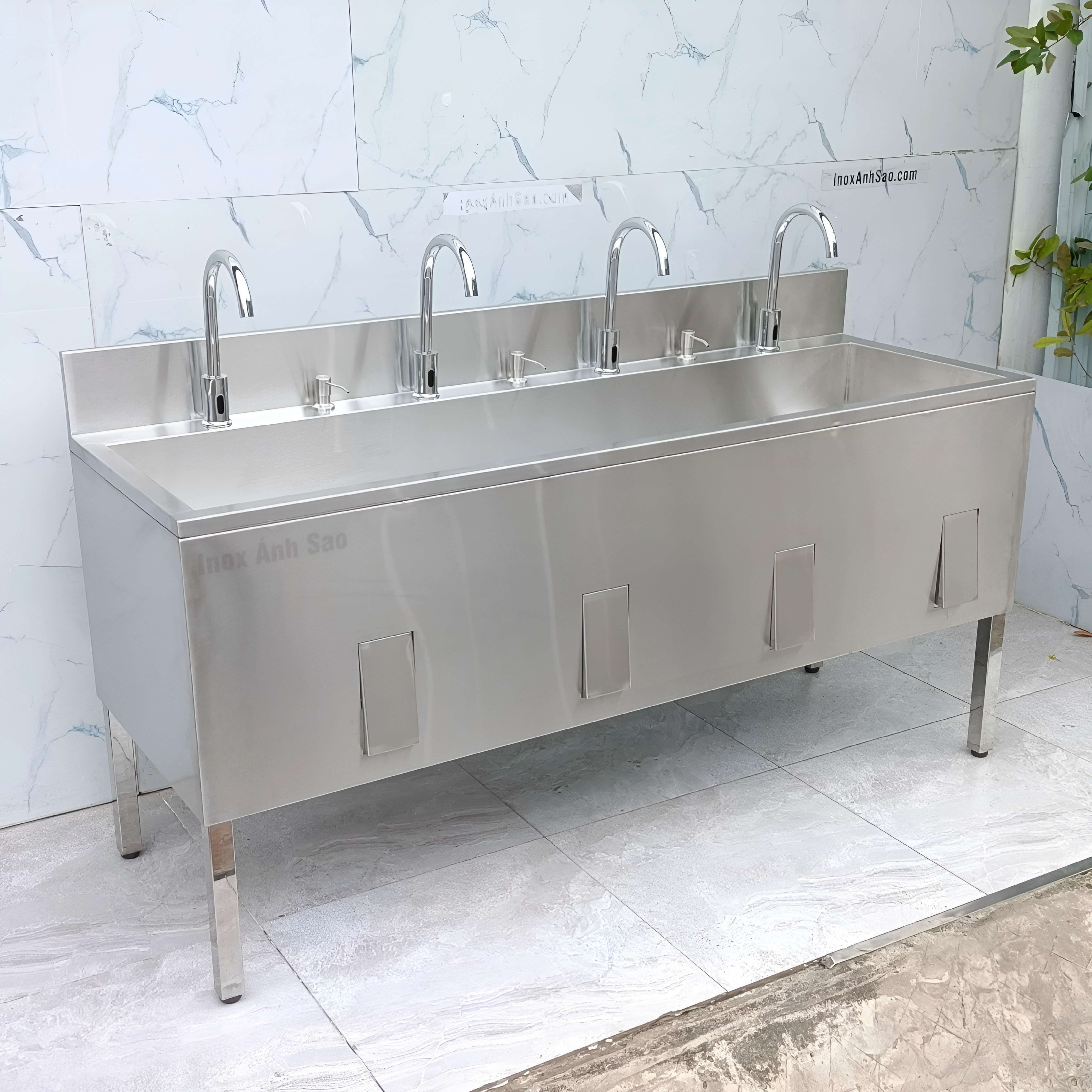 bon-cam-ung-tu-4-voi-inox-304-g31