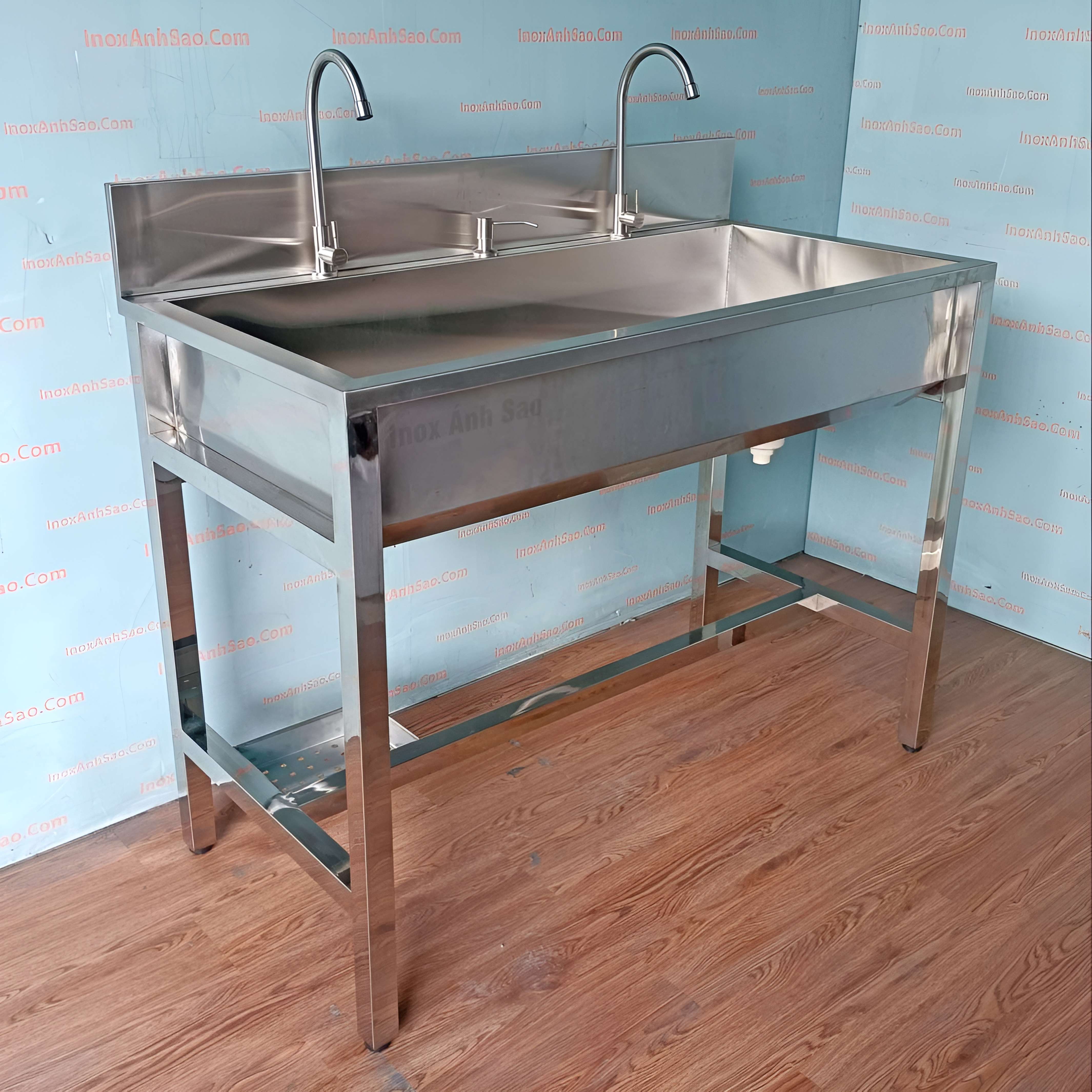 bon-rua-tay-2-voi-inox-304-t29