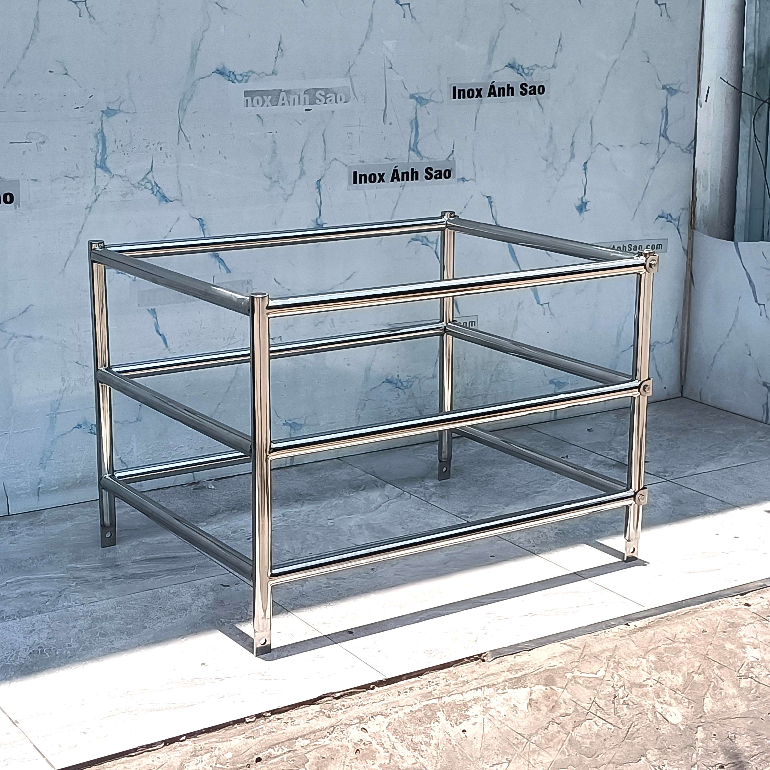 khung-may-phat-inox