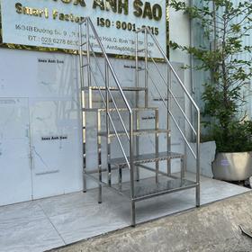 bac-thang-lan-can-inox