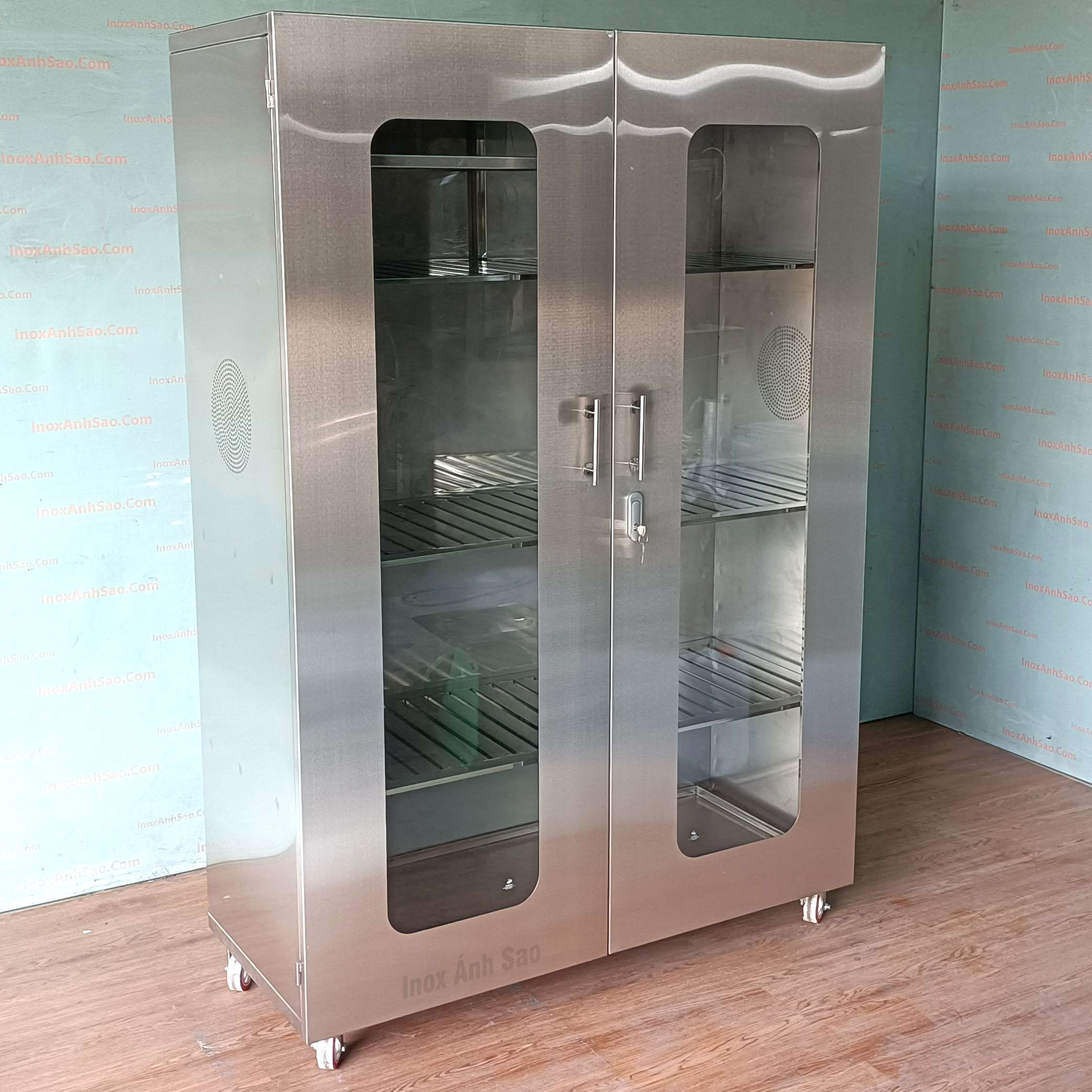 tu-chen-4-tang-inox-304