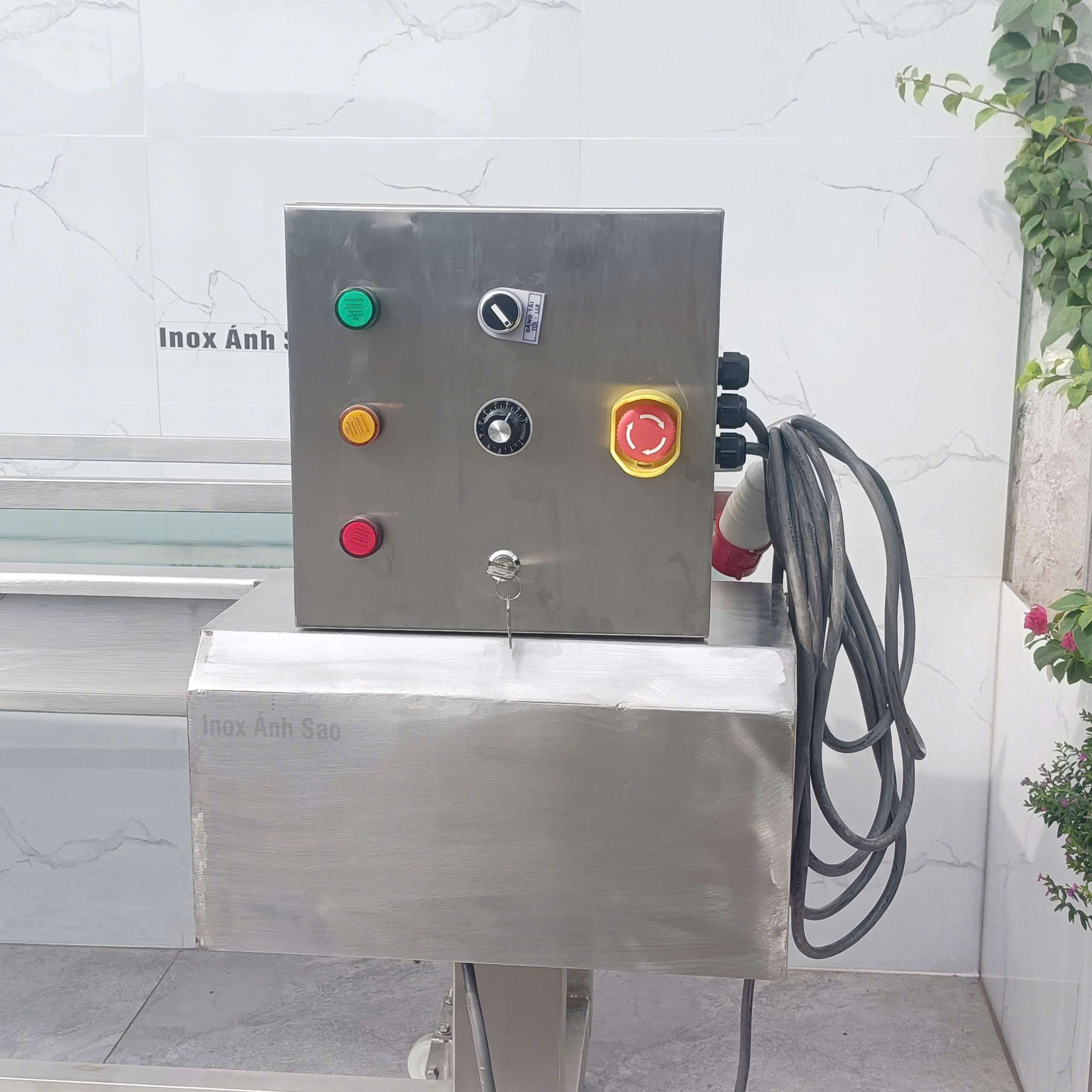 Hình ảnh alt empty