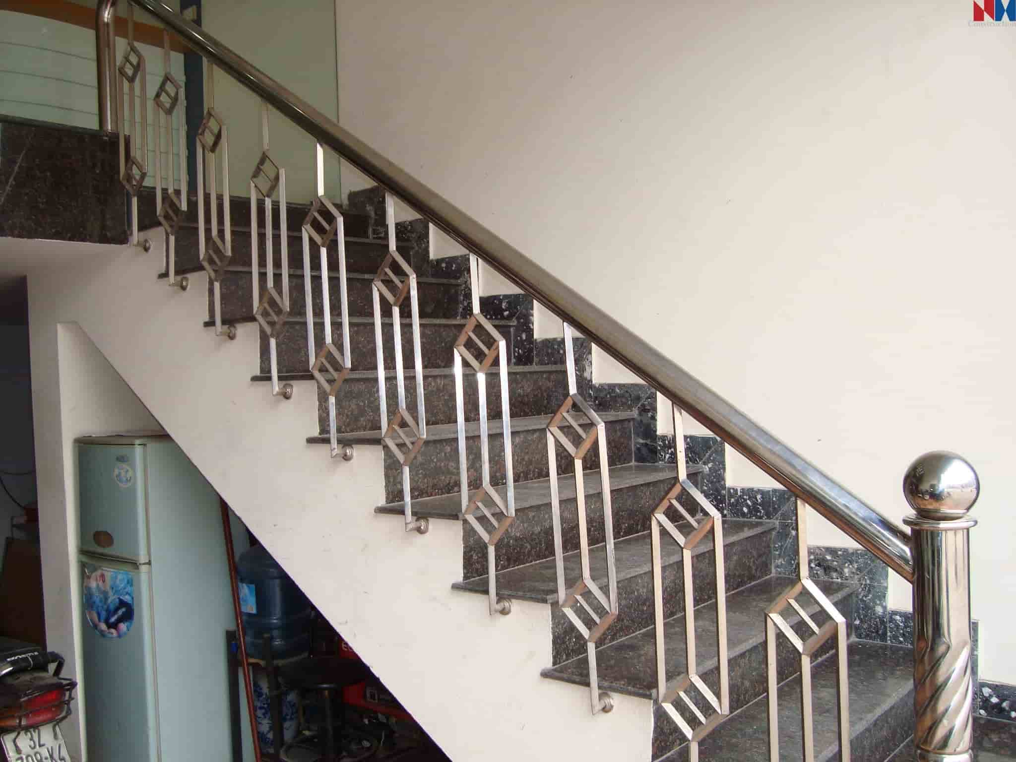 cau-thang-inox-452